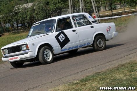 duen_iv_srt_6_374.jpg
